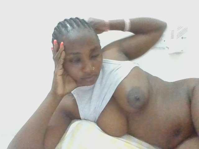 enchantra live cam on BongaCams