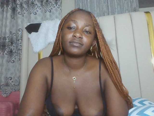 enchantra live cam on BongaCams