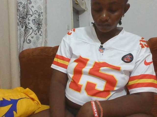 enchantra live cam on BongaCams