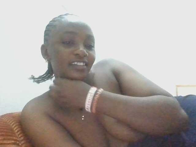 enchantra live cam on BongaCams