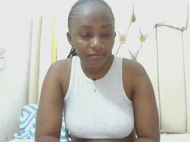enchantra live cam on BongaCams