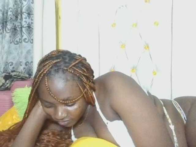 enchantra live cam on BongaCams