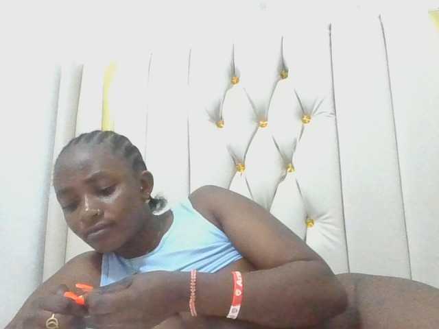 enchantra live cam on BongaCams