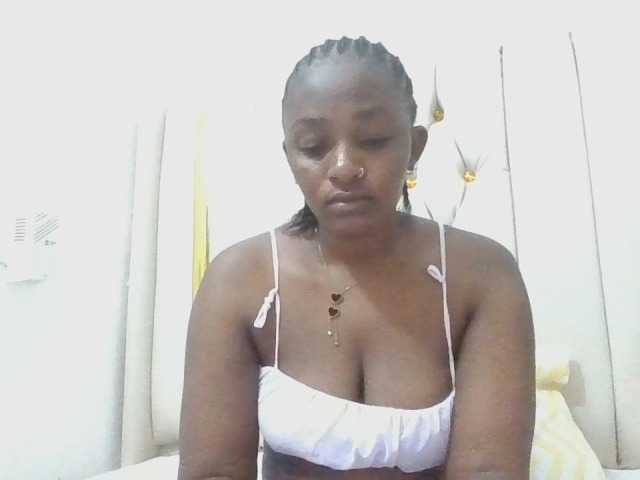 enchantra live cam on BongaCams
