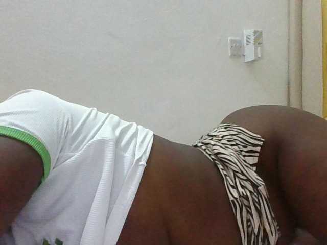 enchantra live cam on BongaCams
