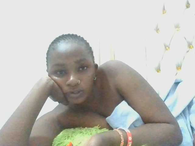 enchantra live cam on BongaCams