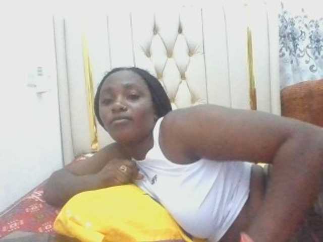 enchantra live cam on BongaCams