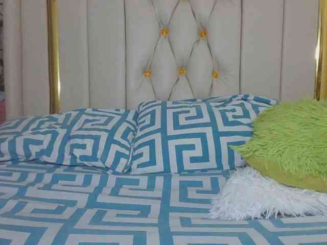 enchantra webcam