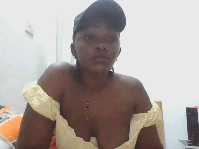 enchantra webcam