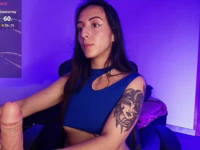 NicolWhitee live cam on BongaCams