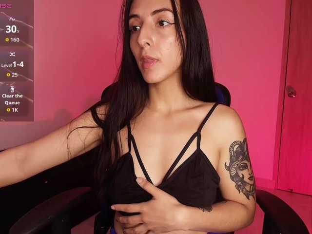 NicolWhitee