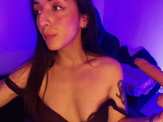 NicolWhitee