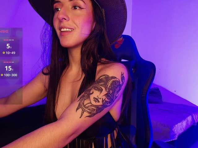 NicolWhitee