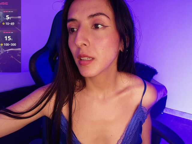 NicolWhitee live cam on BongaCams