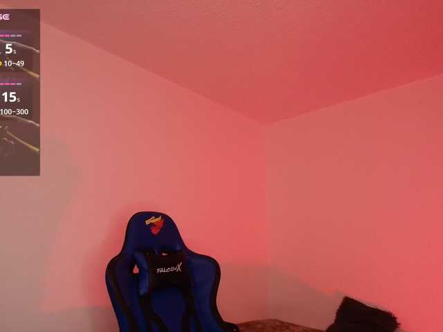 NicolWhitee live cam on BongaCams