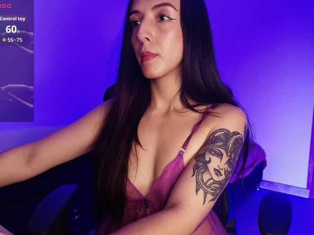 NicolWhitee