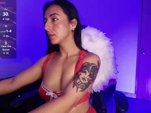 NicolWhitee