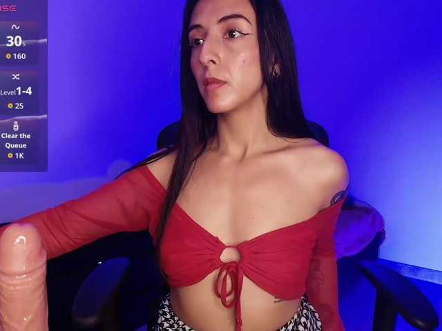 NicolWhitee live cam on BongaCams