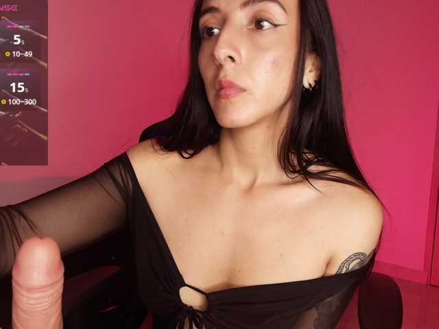 NicolWhitee live cam on BongaCams