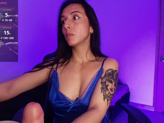 NicolWhitee live cam on BongaCams
