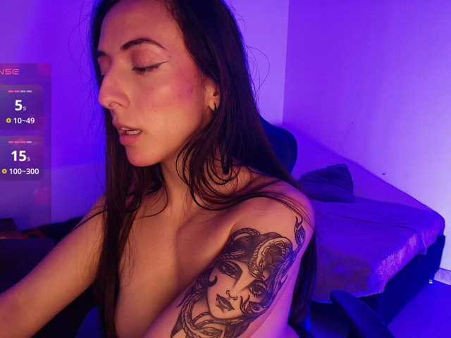 NicolWhitee