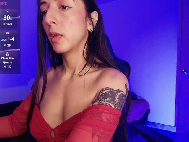 NicolWhitee
