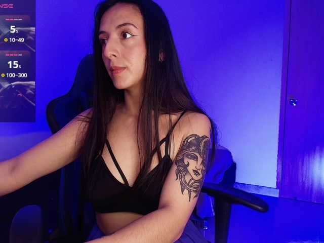 NicolWhitee