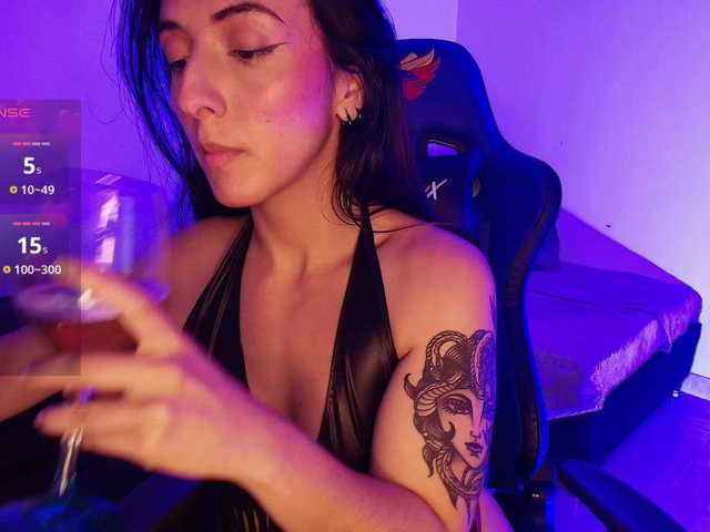 NicolWhitee
