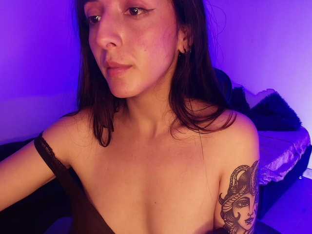 NicolWhitee