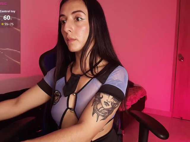 NicolWhitee live cam preview