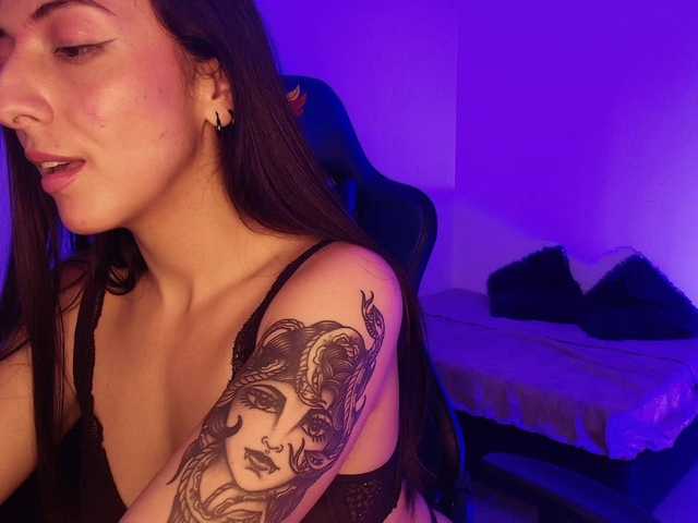 NicolWhitee