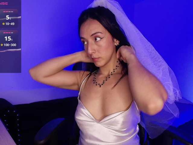 NicolWhitee live cam on BongaCams