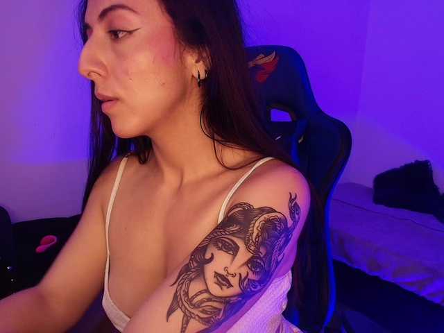 NicolWhitee
