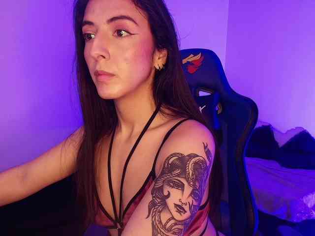 NicolWhitee