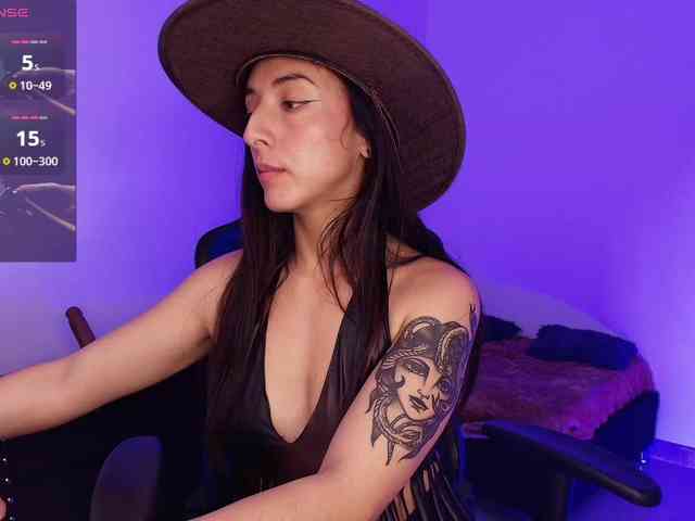 NicolWhitee