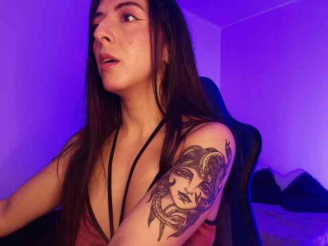 NicolWhitee
