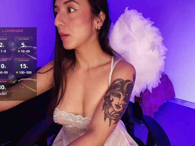 NicolWhitee