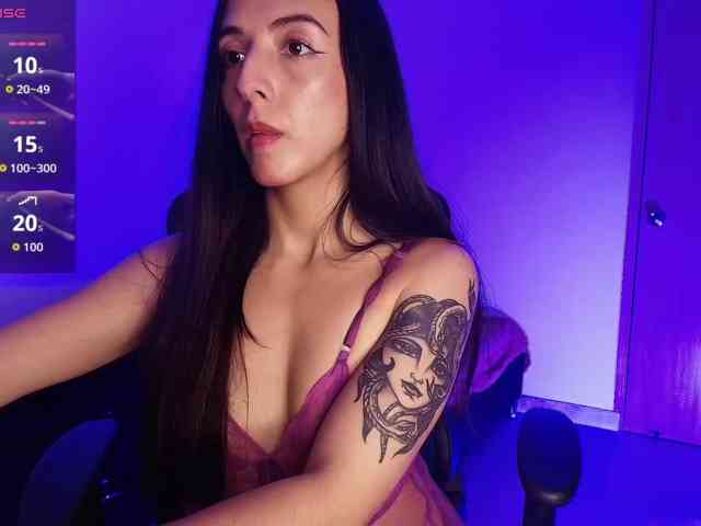 NicolWhitee