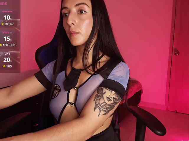 NicolWhitee