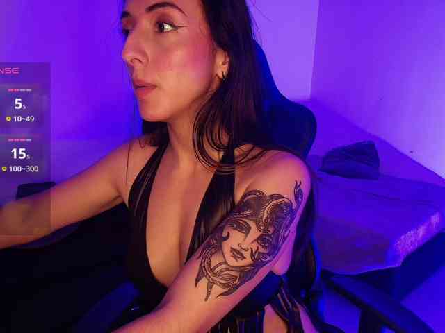NicolWhitee