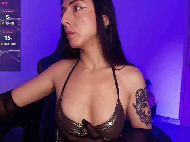 NicolWhitee