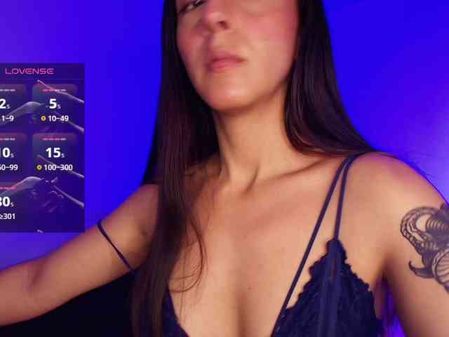 NicolWhitee Live Webcam on BongaCams