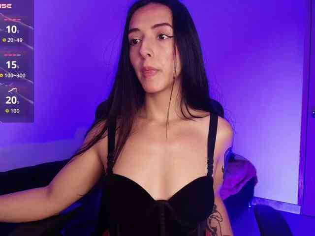 NicolWhitee