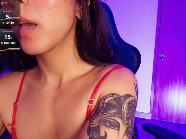 NicolWhitee