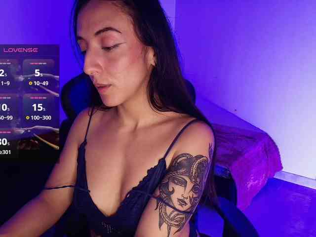 NicolWhitee