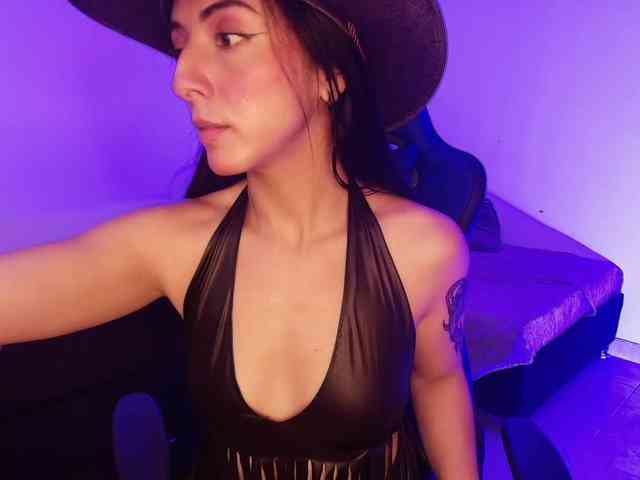 NicolWhitee
