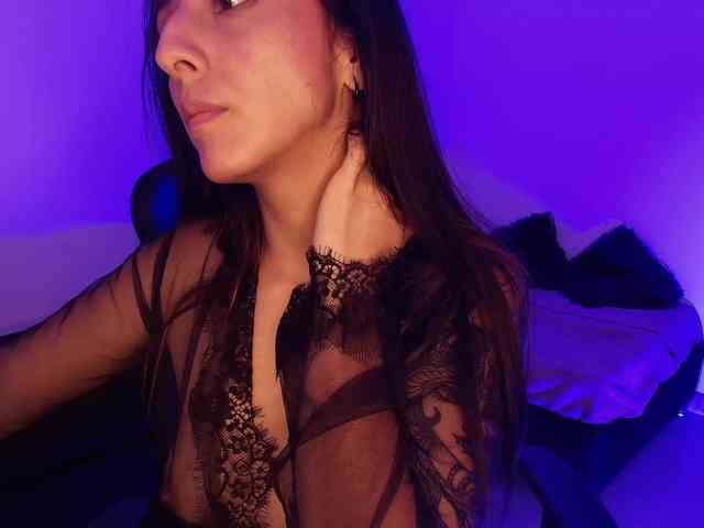 NicolWhitee