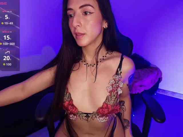 NicolWhitee
