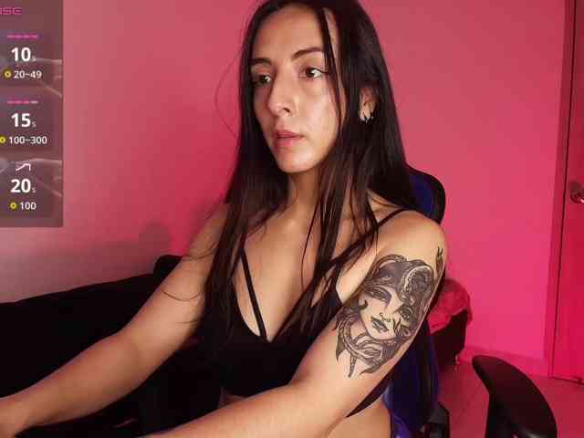 NicolWhitee