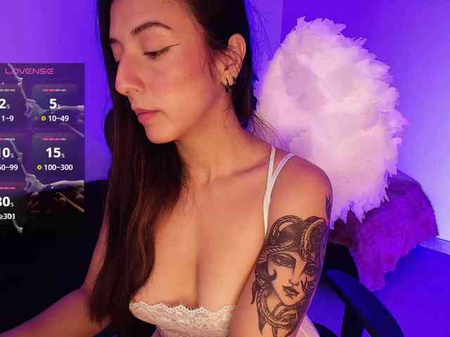 NicolWhitee